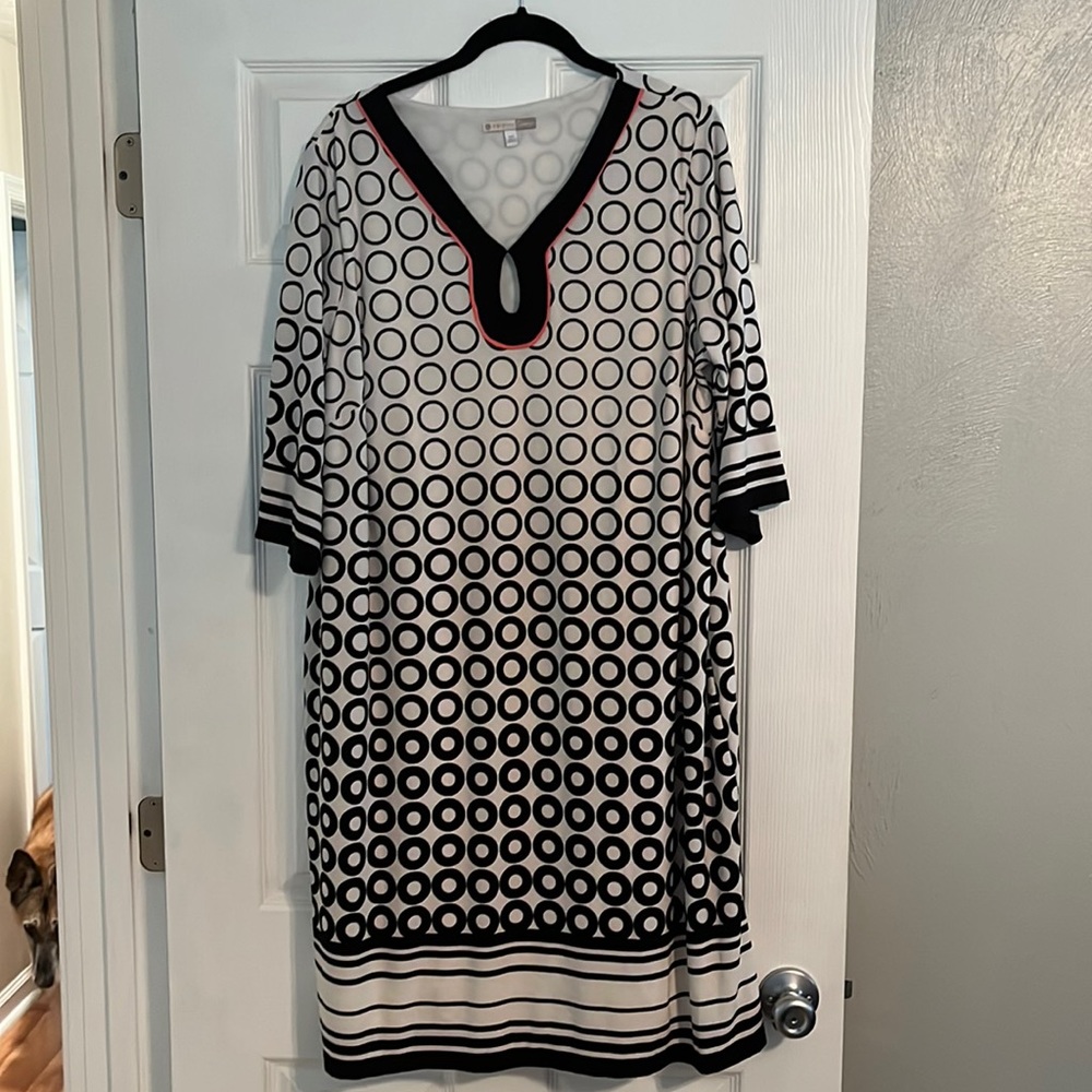 Signature Camryn Geometric Dress